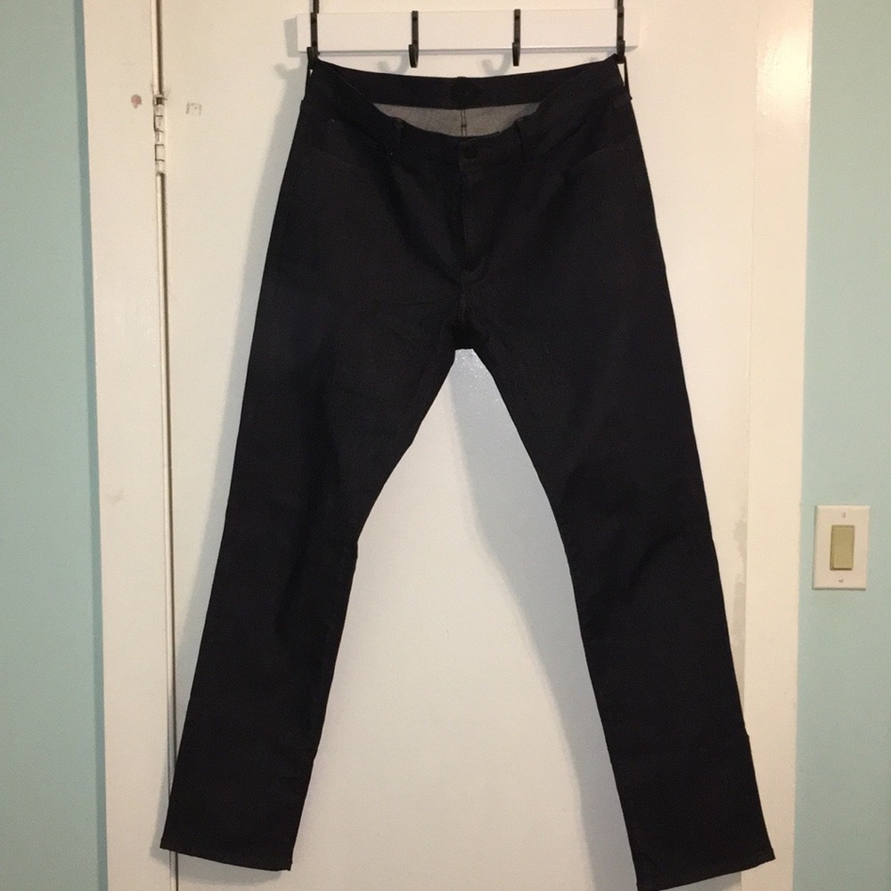 Men’s Uniqlo slim fit denim jeans